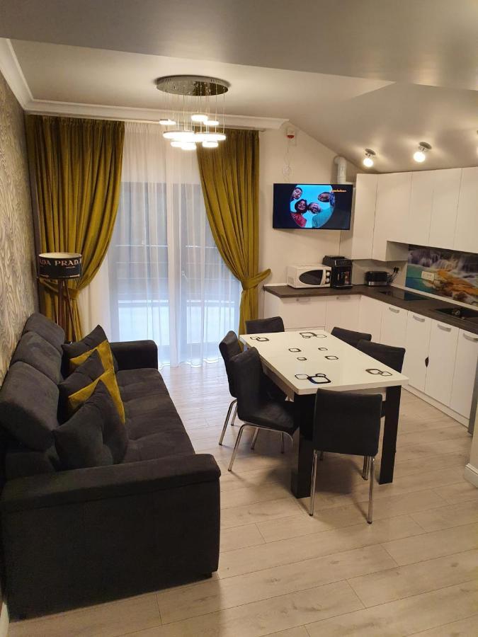 Apartament Ozon Пояна-Брашов Екстер'єр фото