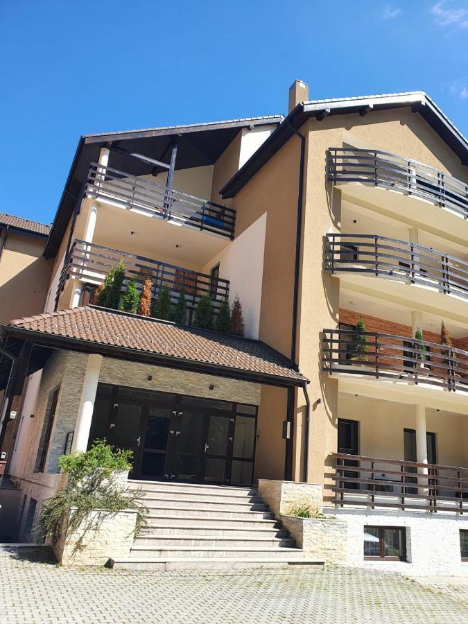 Apartament Ozon Пояна-Брашов Екстер'єр фото